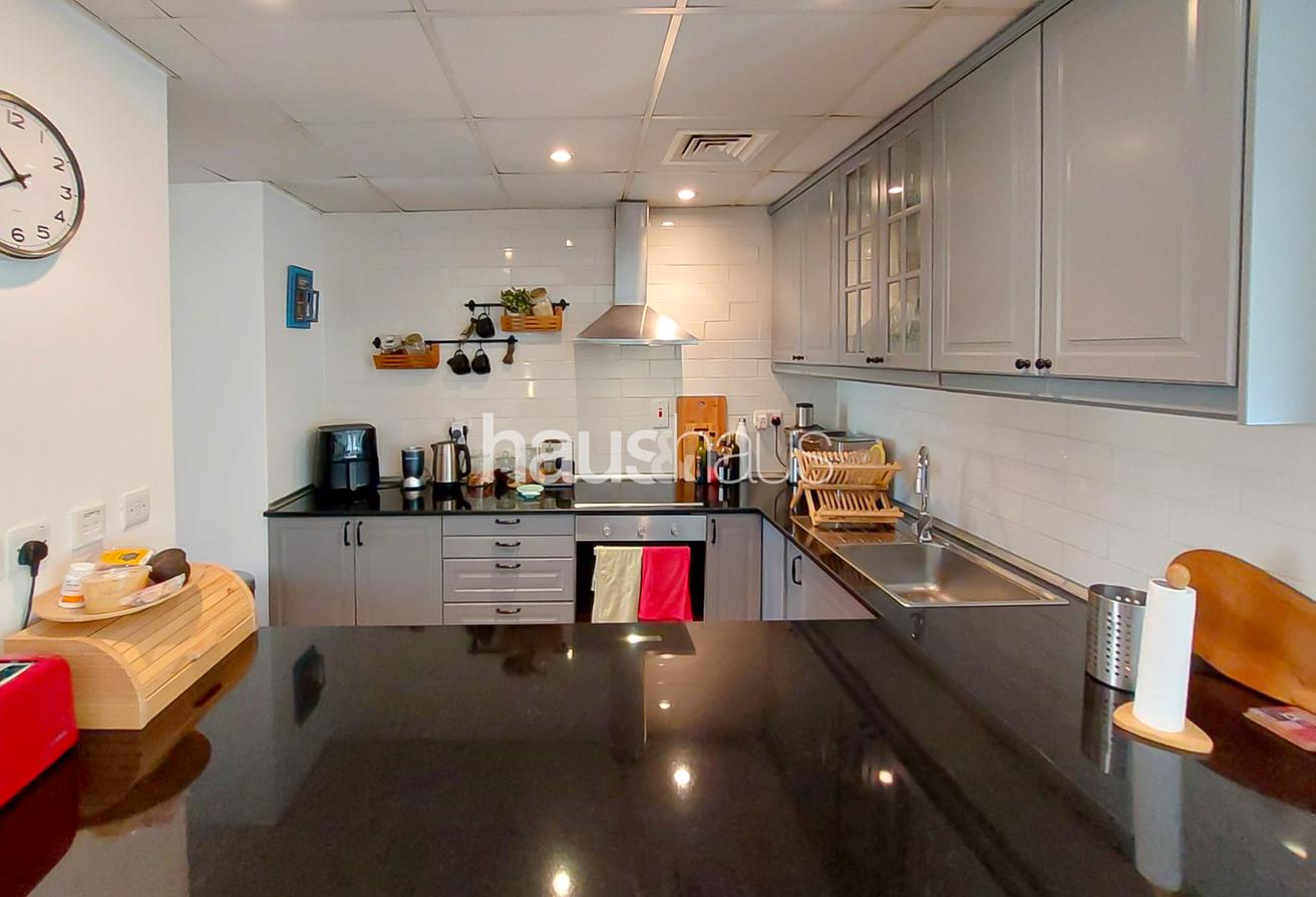 Upgraded 2-Bed | 1,621 sq.ft | Study photo 12