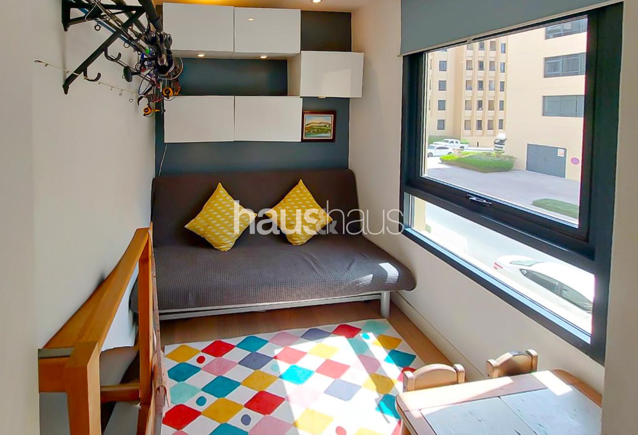 Upgraded 2-Bed | 1,621 sq.ft | Study photo 9