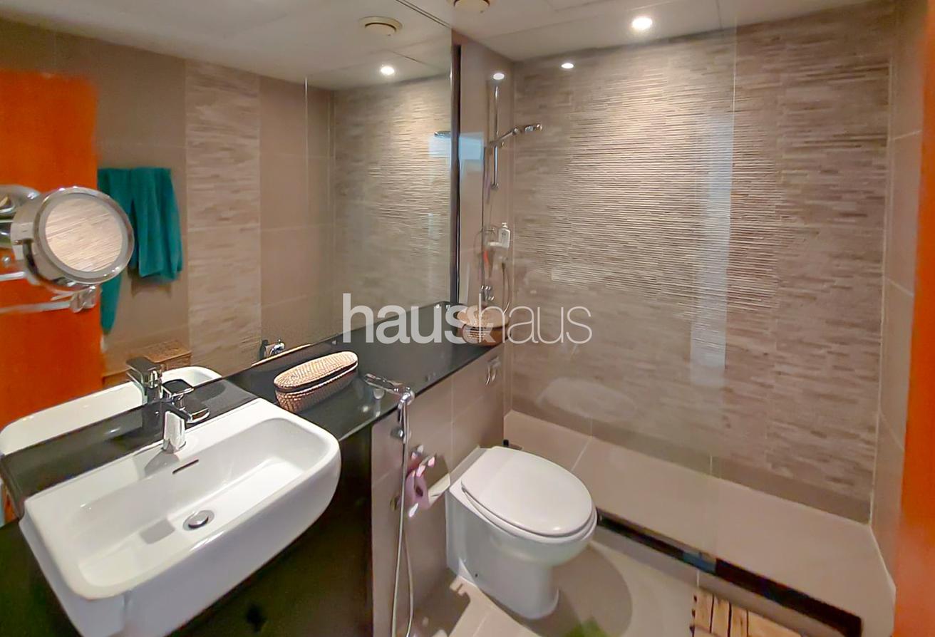 Upgraded 2-Bed | 1,621 sq.ft | Study photo 13