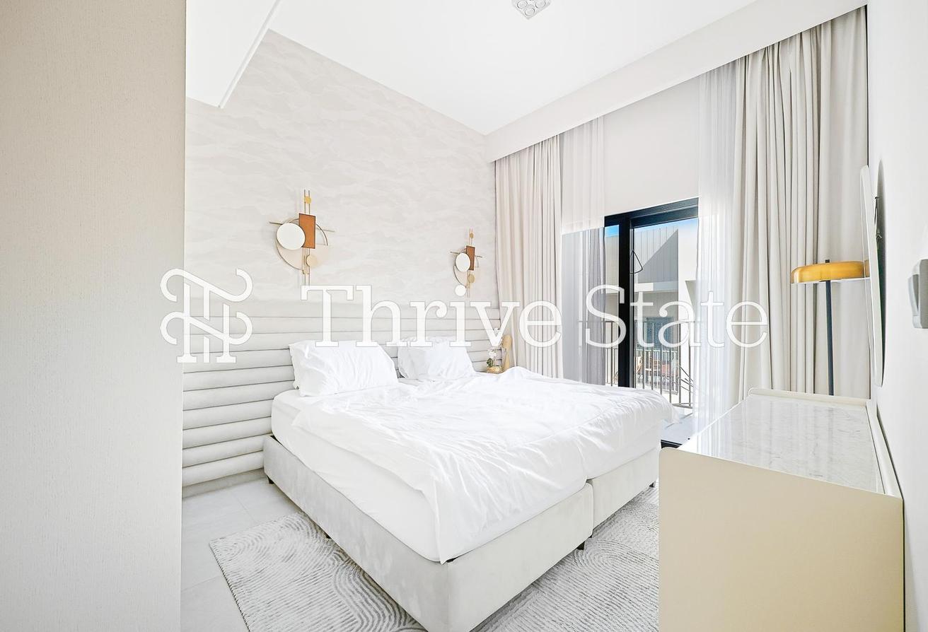 Rare Corner 3 Bed | Largest Plot | Luxury photo 24
