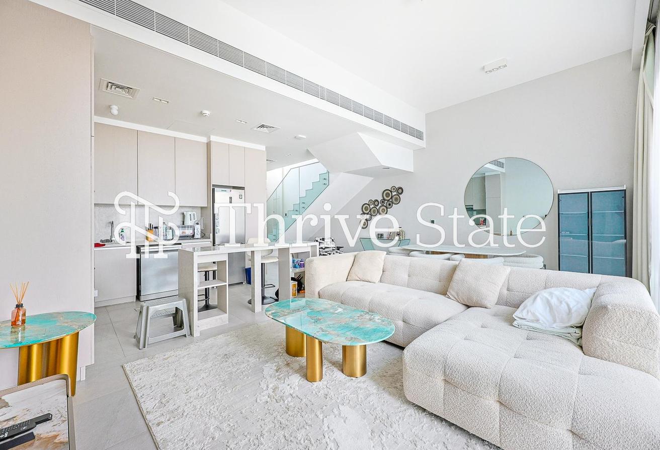 Rare Corner 3 Bed | Largest Plot | Luxury photo 2