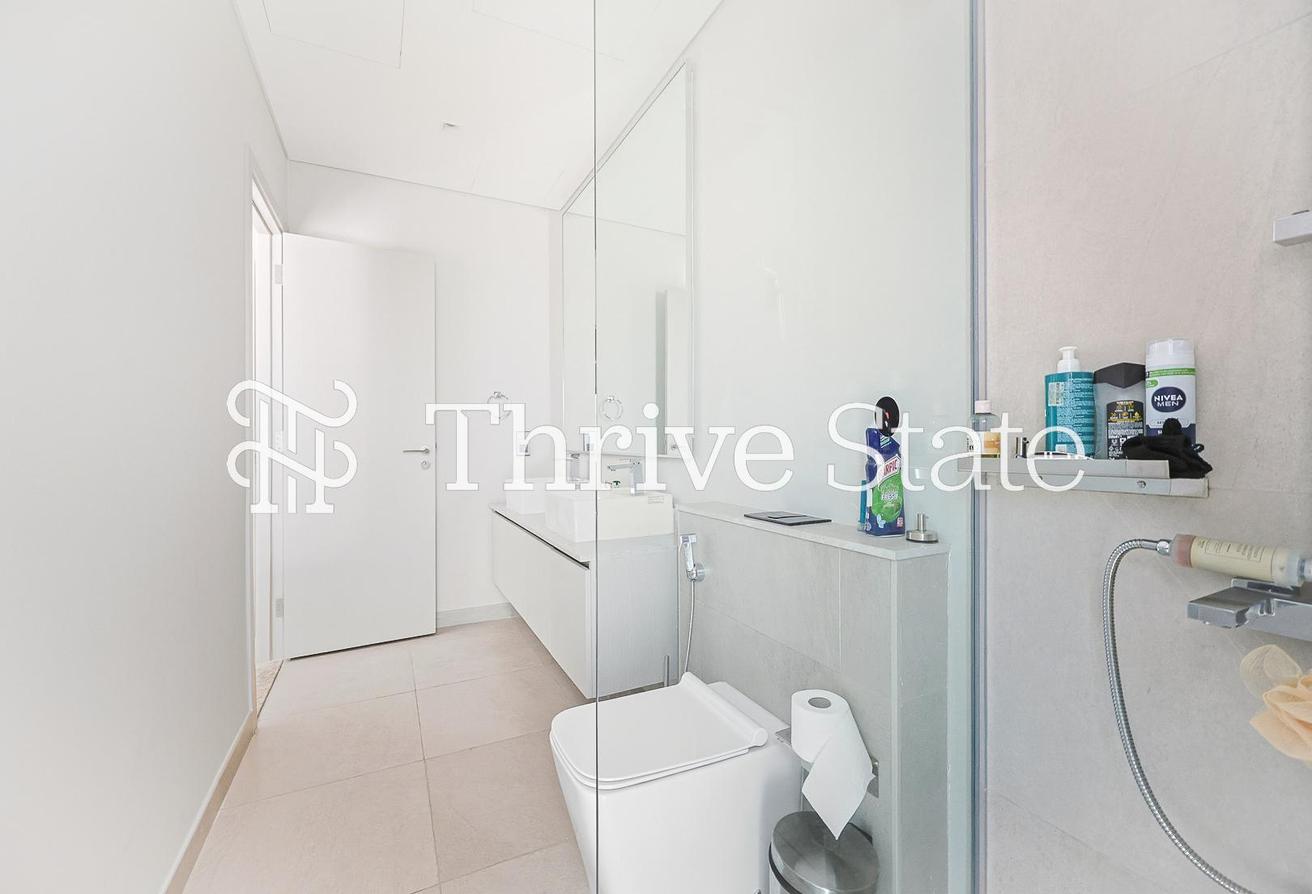 Rare Corner 3 Bed | Largest Plot | Luxury photo 16