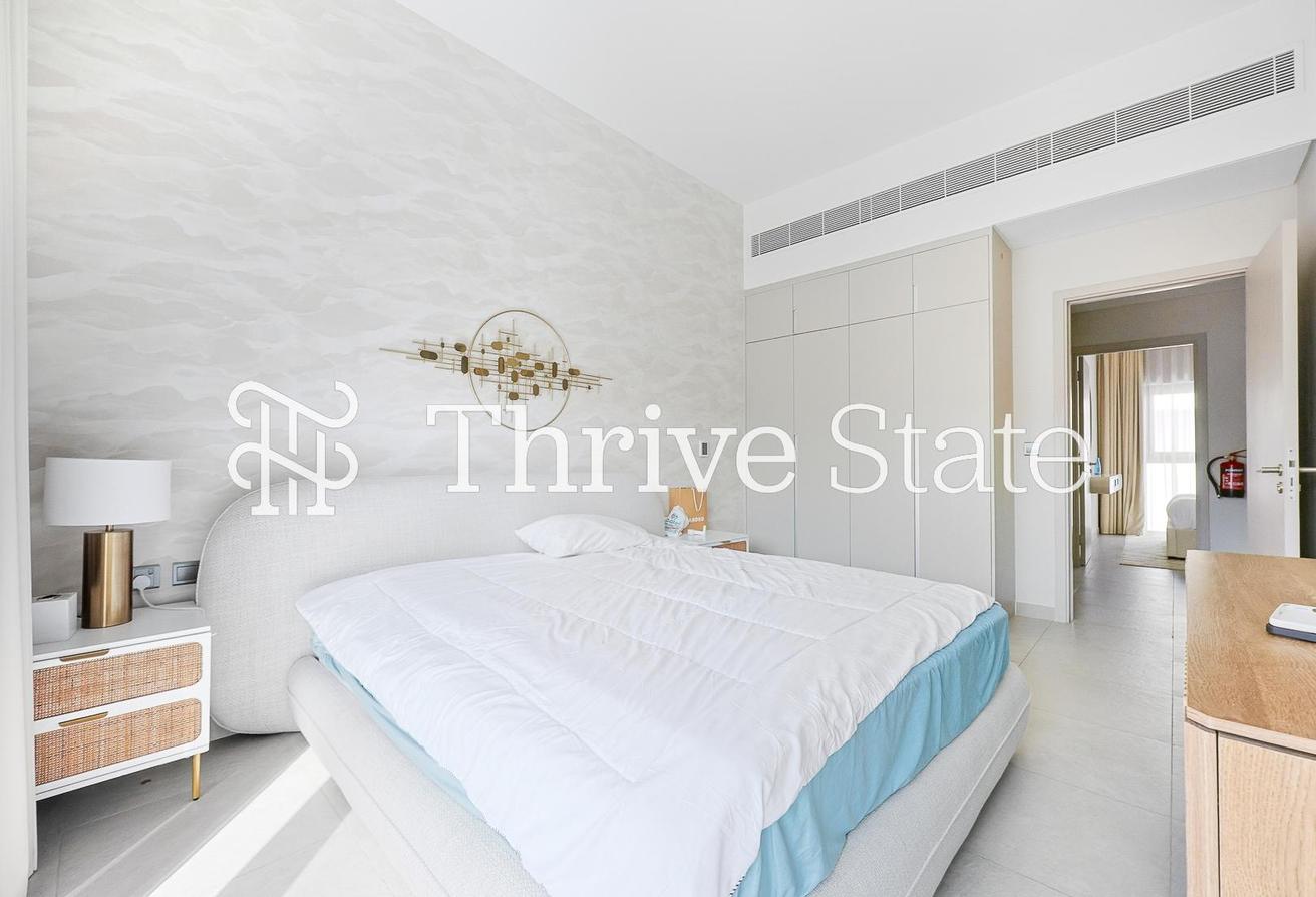 Rare Corner 3 Bed | Largest Plot | Luxury photo 14