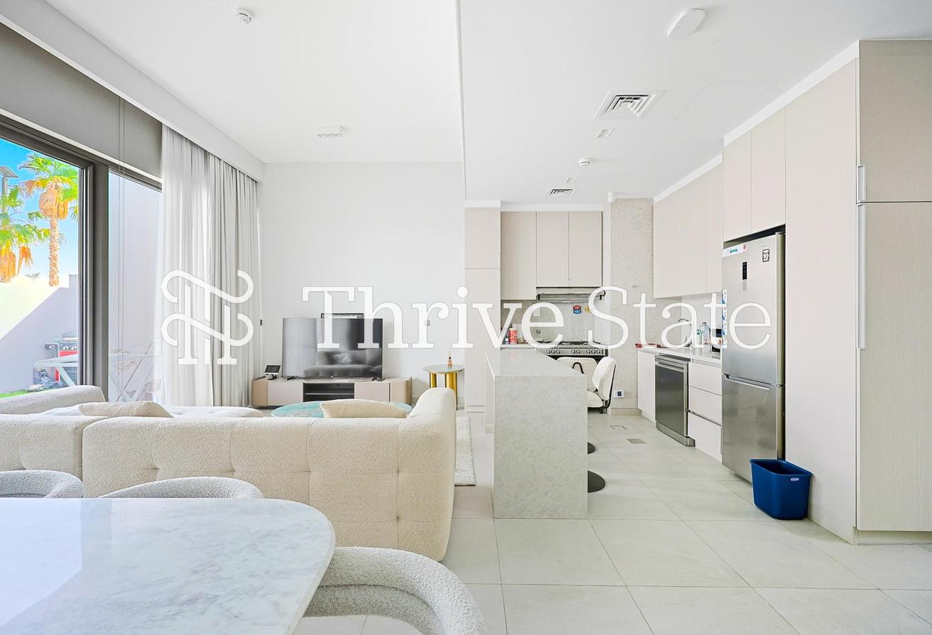 Rare Corner 3 Bed | Largest Plot | Luxury photo 7