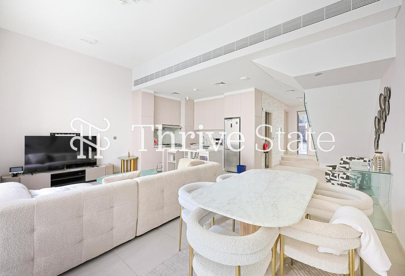 Rare Corner 3 Bed | Largest Plot | Luxury photo 6