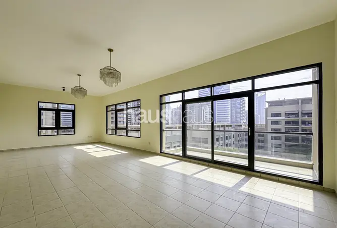 161873737 - Property Image 2