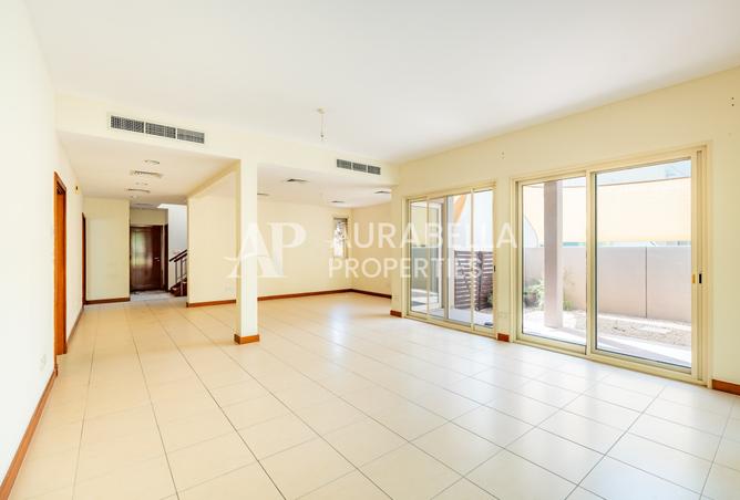 143746945 - Property Image 3