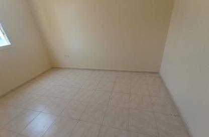 Apartment - 2 - 2 for rent in Al Qulaya'ah - Al Sharq - Sharjah