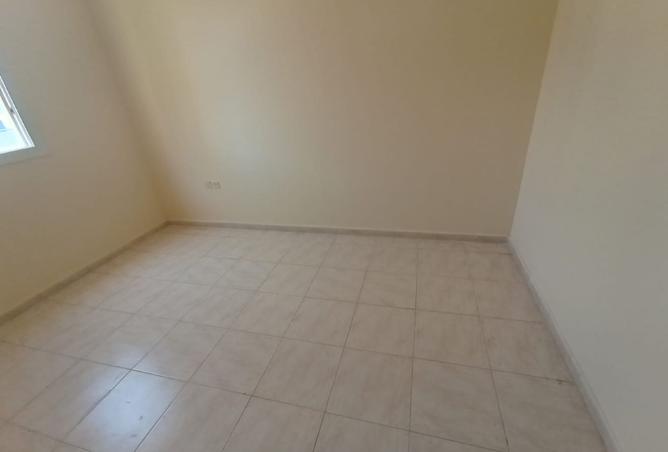 143750369 - Property Image 3