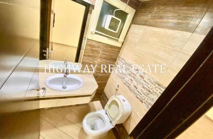 Apartment - 1 - 2 for rent in Muwailih Building - Muwaileh - Sharjah