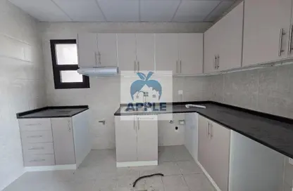 شقة - 1 حمام للايجار في الزاهية - تجارية مويلح - الشارقة