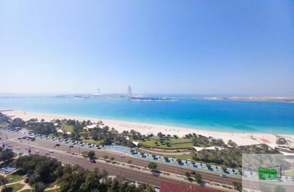 Apartment - 4 - 5 for rent in Corniche Tower - Corniche Road - Abu Dhabi