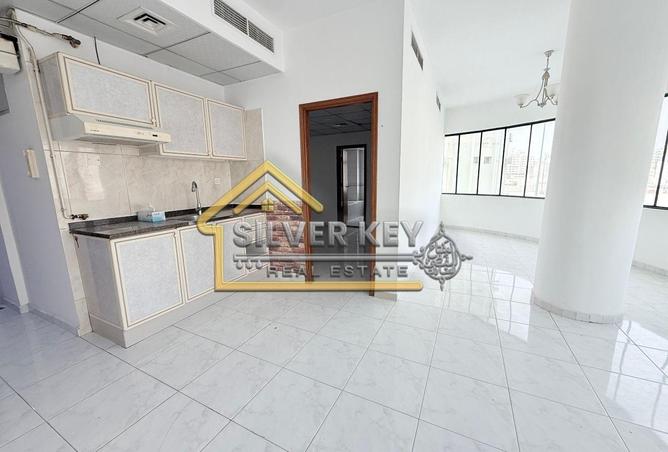 83211843 - Property Image 3