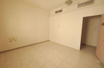 Apartment - 1 - 1 for rent in Fire Station Road - Muwaileh - Sharjah