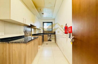 Apartment - 2 Bedrooms - 3 Bathrooms for rent in Airport View Building - Al Garhoud - Dubai
