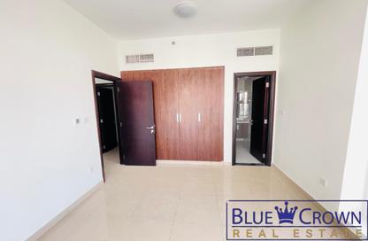 Apartment - 3 - 4 for rent in Royal JVC Building - District 10 - Jumeirah Village Circle - Dubai
