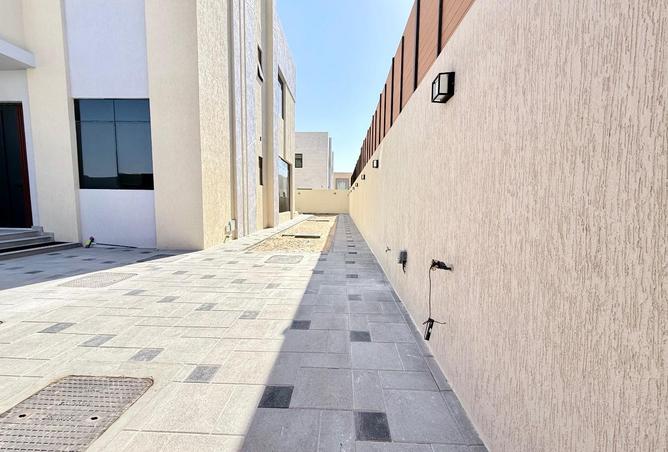 56563773 - Property Image 2