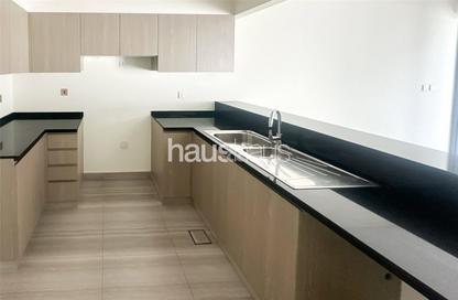 Townhouse - 4 Bedrooms - 3 Bathrooms for rent in Rochester - The Park Villas - Damac Hills - Dubai