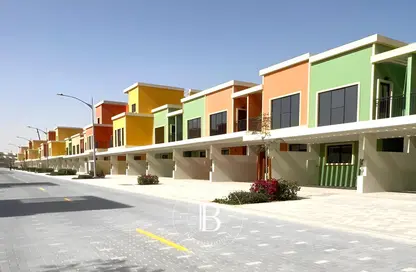Townhouse - 4 Bedrooms - 4 Bathrooms for sale in Portofino - Damac Lagoons - Dubai