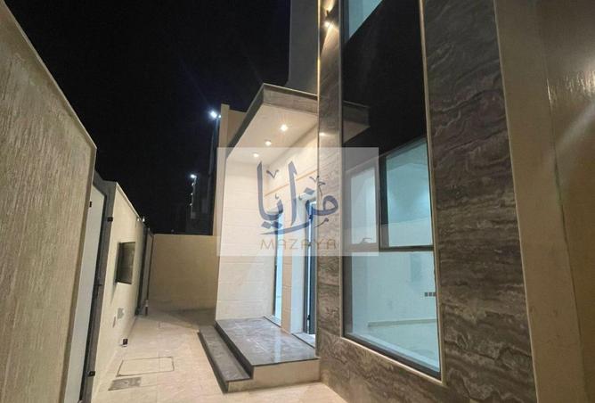 62092501 - Property Image 2