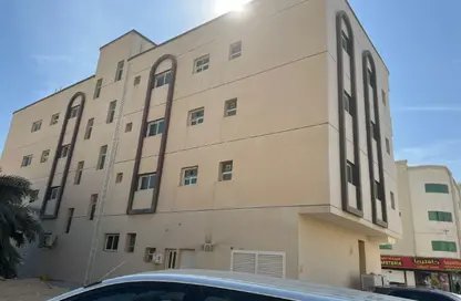 عمارة بالكامل - استوديو للبيع في مجمع مويلح - تجارية مويلح - الشارقة