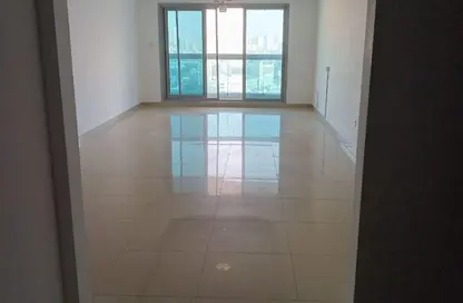 Apartment - 2 Bedrooms - 4 Bathrooms for rent in Corniche Tower - Ajman Corniche Road - Ajman