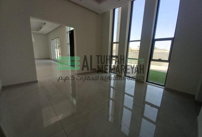 114605028 - Property Image 2