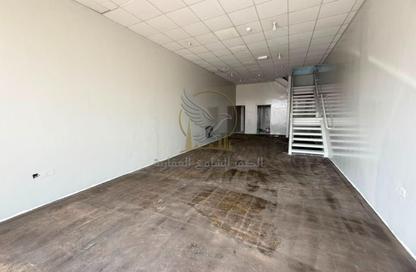 Warehouse - Studio - 1 Bathroom for rent in Industrial Building 13 - Industrial Area 13 - Sharjah Industrial Area - Sharjah