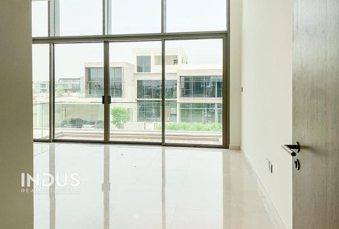 73863557 - صورة العقار 3