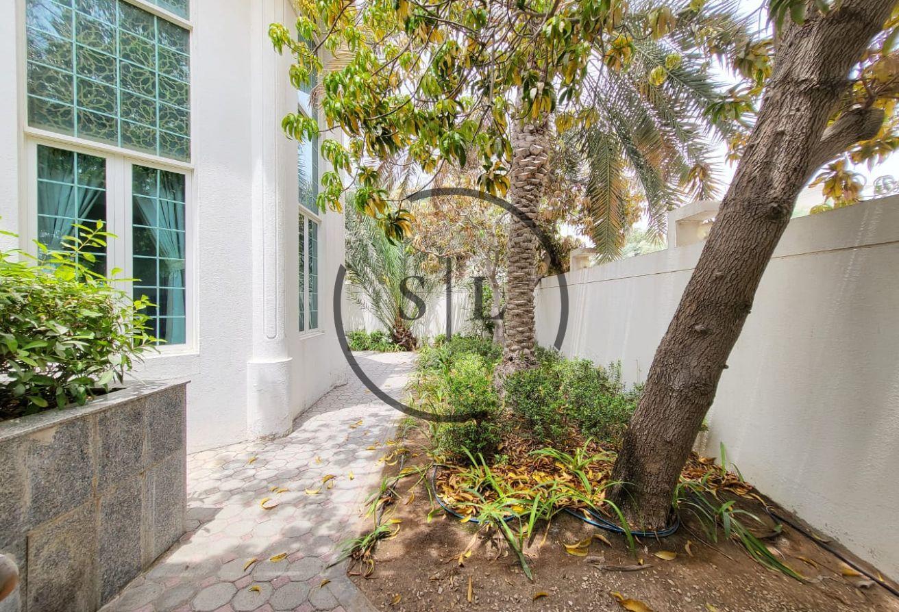 Private Garden | Prime Location | 4 Parkings photo 14