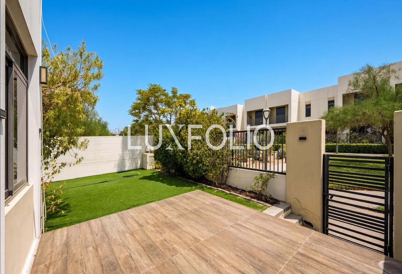 Green Belt | Landscaped | Available Now photo 4