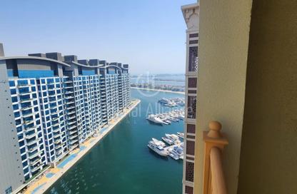 Apartment - 4 Bedrooms - 6 Bathrooms for rent in Marina Residences - Palm Jumeirah - Dubai