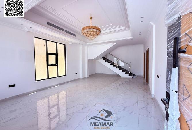 102820685 - Property Image 2