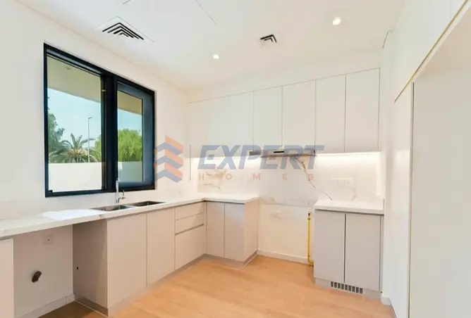 154635501 - Property Image 3
