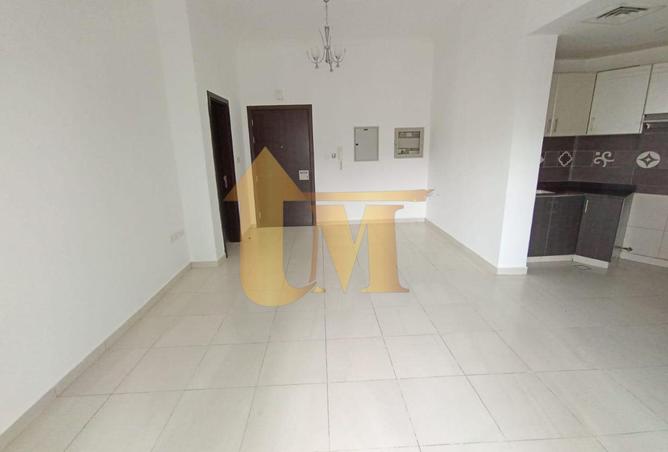 77370519 - Property Image 3