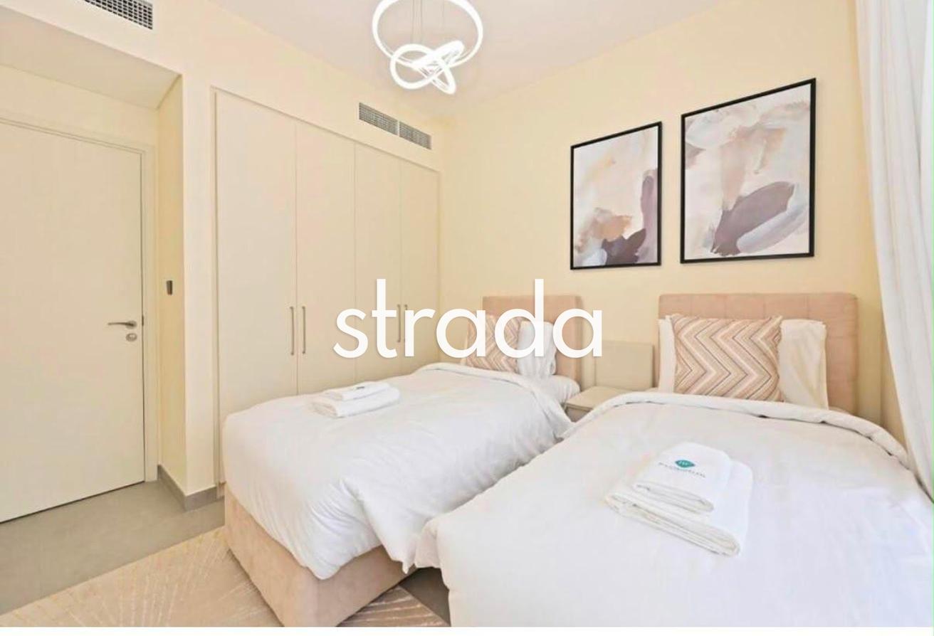 Upgraded | Single Row | Furnished photo 9