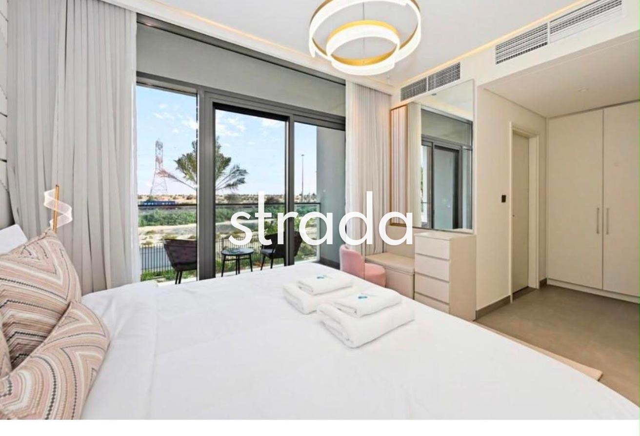 Upgraded | Single Row | Furnished photo 7
