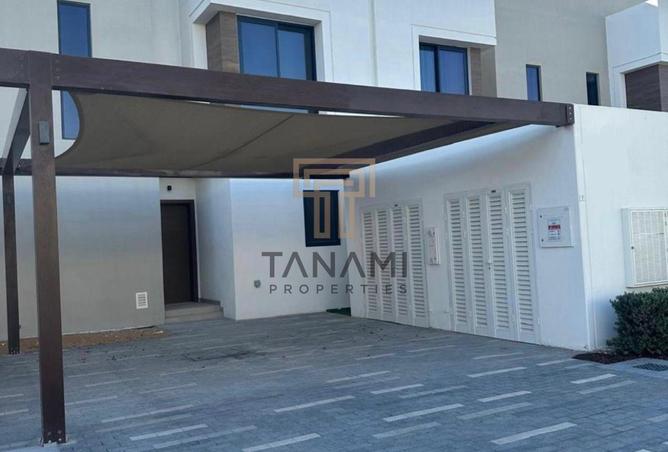 70267905 - صورة العقار 2