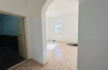 Villa - 4 Bedrooms - 3 Bathrooms for rent in Al Riffa - Ras Al Khaimah