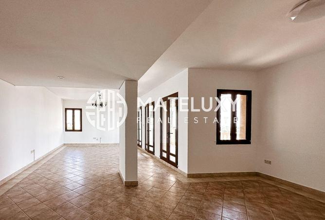 142354824 - Property Image 2