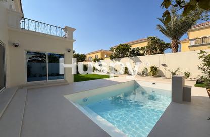 Villa - 3 - 4 for rent in District 8 - Jumeirah Park - Dubai