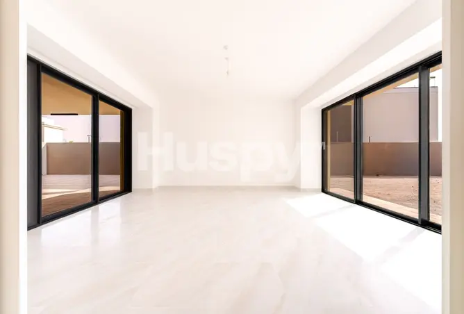 150012121 - Property Image 3