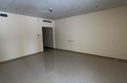 Apartment - Studio - 1 Bathroom for rent in Al Majaz 3 - Al Majaz - Sharjah Apartment - Studio - 1 Bathroom for rent in Al Majaz 3 - Al Majaz - Sharjah