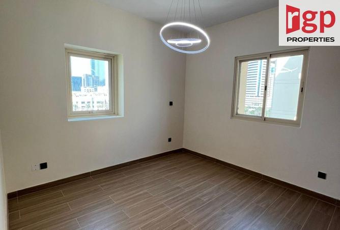 72305082 - Property Image 3