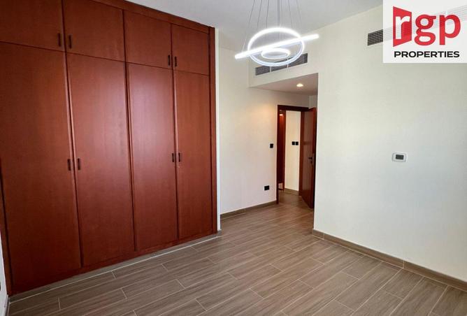 72305082 - Property Image 2