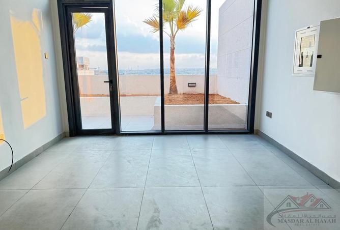 2PKWTA9ULjc - Property Image 2