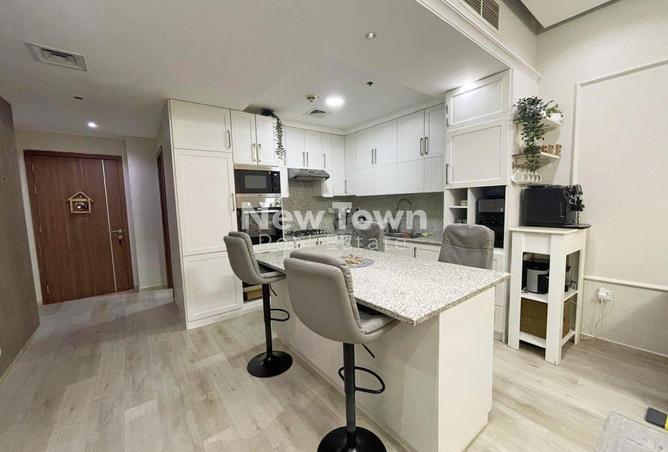 98240996 - Property Image 2