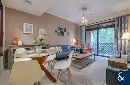 شقة - غرفة نوم - 1 حمام للبيع في ينسون 4 - ينسون - دبي القديمة - وسط مدينة دبي - دبي