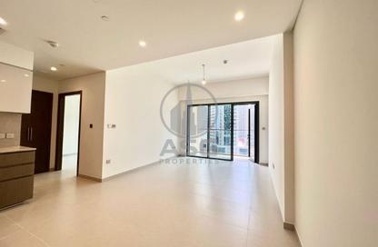 Apartment - 1 Bedroom - 2 Bathrooms for rent in Burj Royale - Downtown Dubai - Dubai