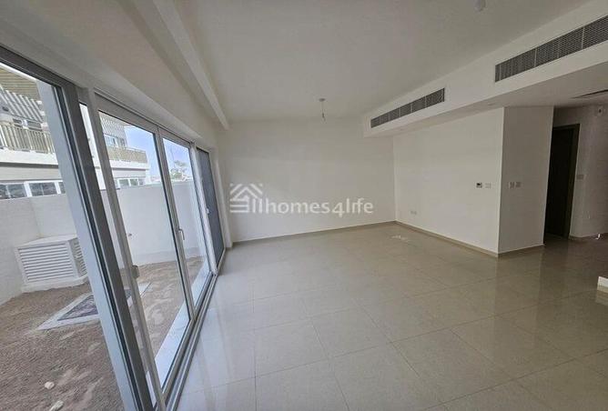 69499330 - Property Image 3